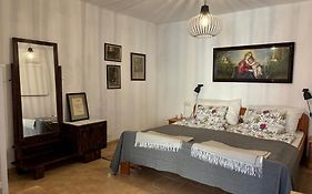 Sonnenhof Wildkatta Fruehstueckspension